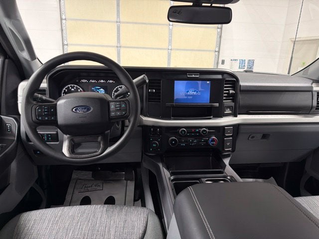 2027 Ford F-250SD XLT