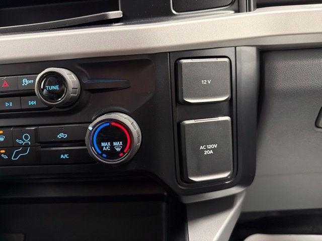 2027 Ford F-250SD XLT