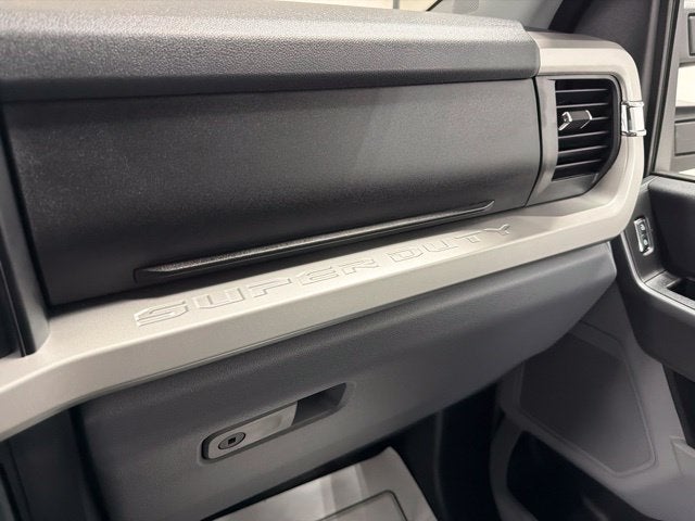 2027 Ford F-250SD XLT