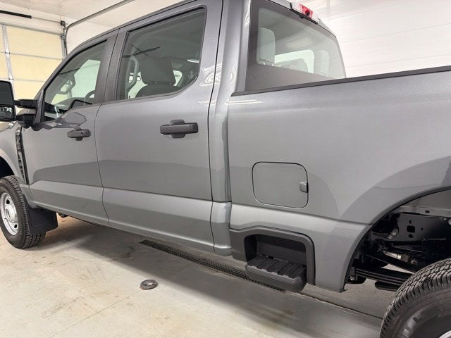 2027 Ford F-350SD XL
