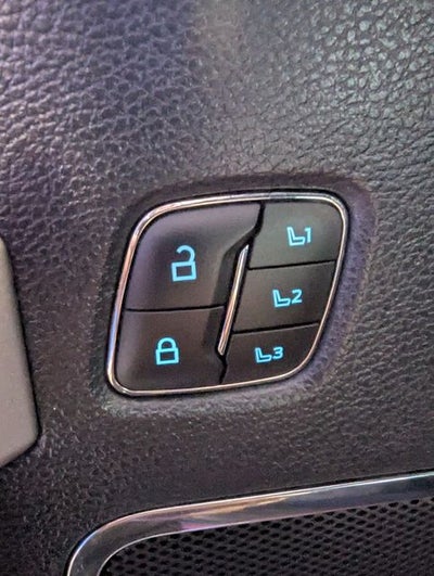 2022 Ford F-350SD Lariat