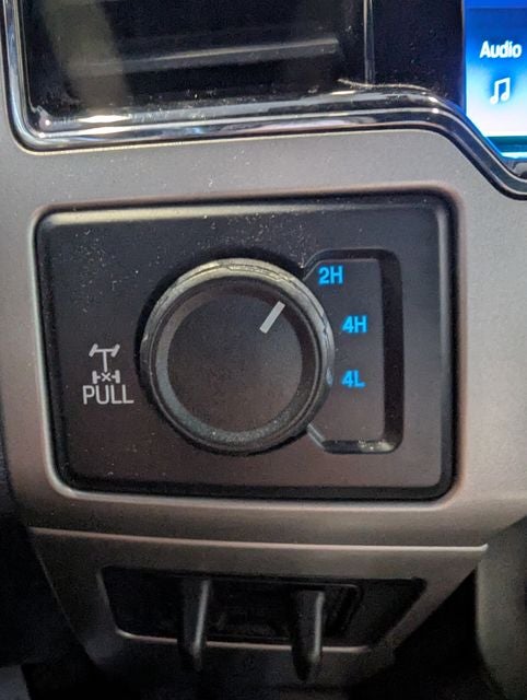 2022 Ford F-350SD Lariat