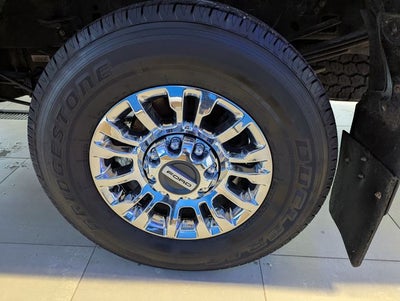 2022 Ford F-350SD Lariat