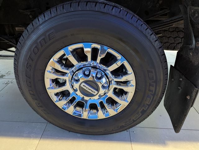 2022 Ford F-350SD Lariat