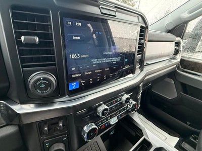 2025 Ford F-350SD Lariat