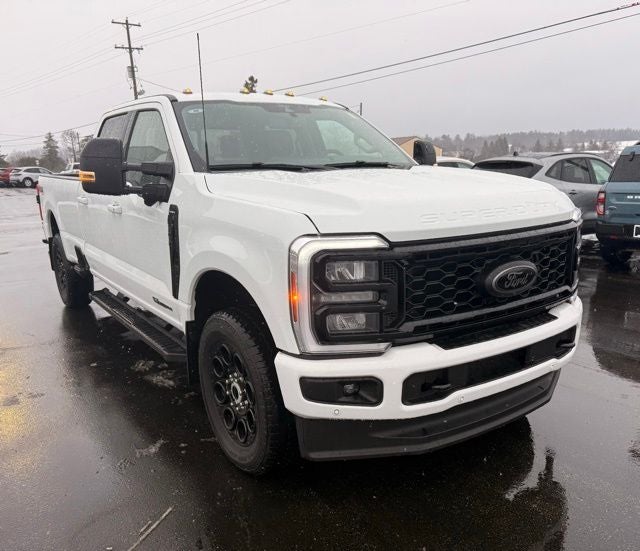 2025 Ford F-350SD Lariat