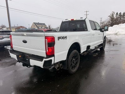 2025 Ford F-350SD Lariat
