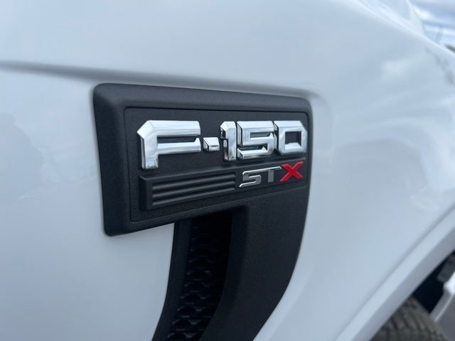 2022 Ford F-150 XL STX