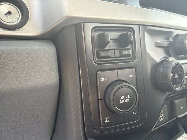 2027 Ford F-350SD XL
