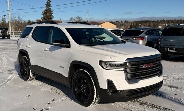 2023 GMC Acadia AT4