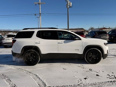 2023 GMC Acadia AT4