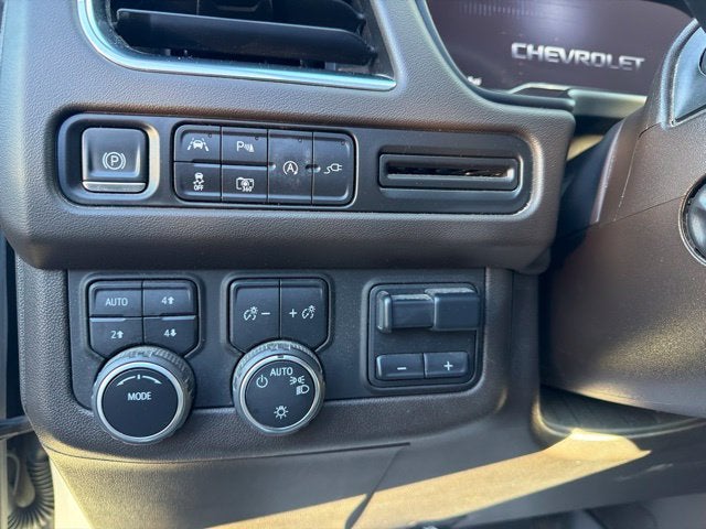2022 Chevrolet Suburban LT