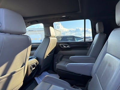 2022 Chevrolet Suburban LT