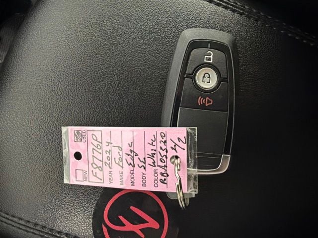2024 Ford Edge SE