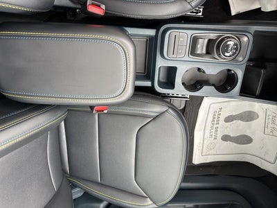 2025 Ford Maverick Lobo Standard