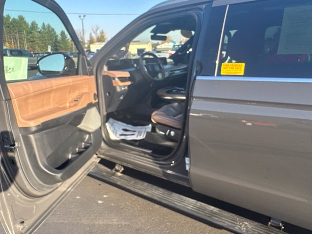 2025 Lincoln Navigator L Black Label