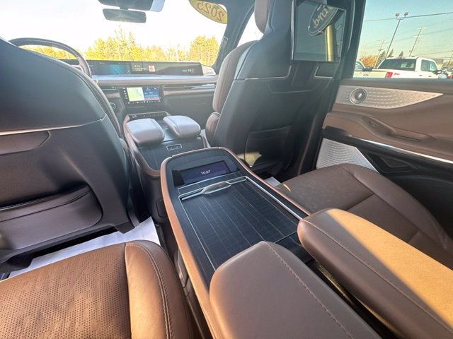 2025 Lincoln Navigator L Black Label