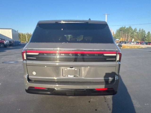 2025 Lincoln Navigator L Black Label