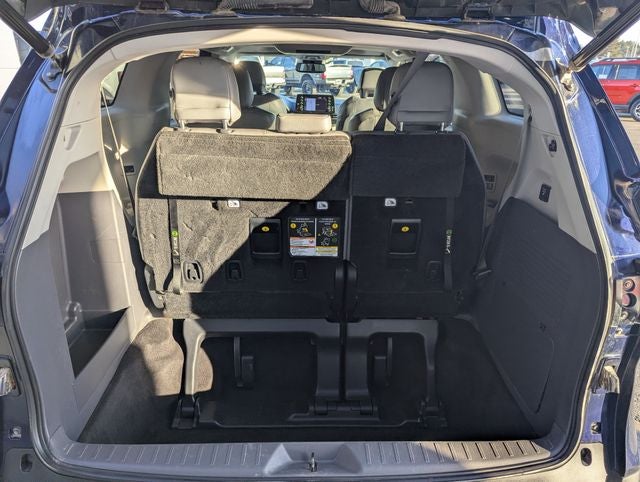 2021 Toyota Sienna XLE 7 Passenger